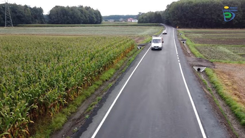 Powiatowe trakty w Jawiszowicach po modernizacji (film)