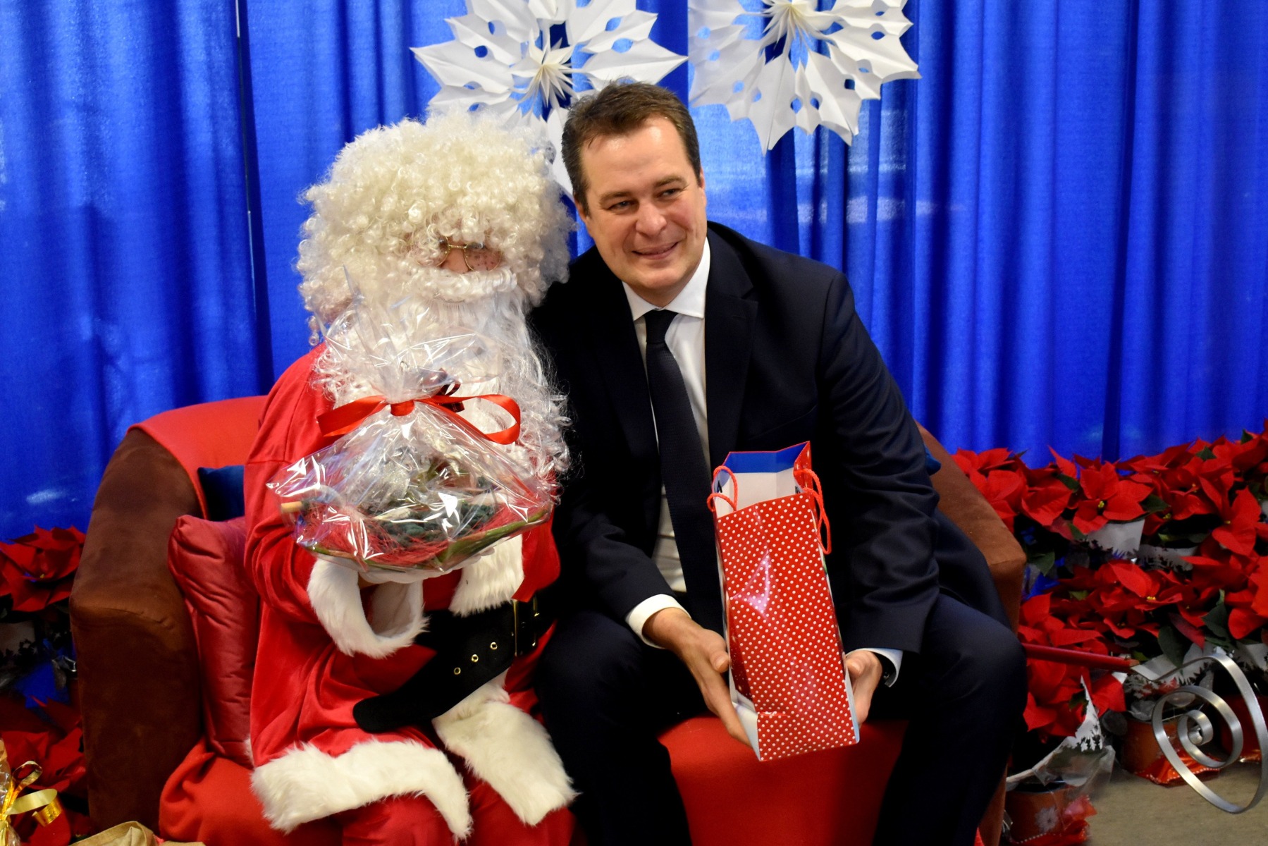 Wizyta Świętego Mikołaja w Stowarzyszeniu dla Dzieci Niepełnosprawnych "Promyk"