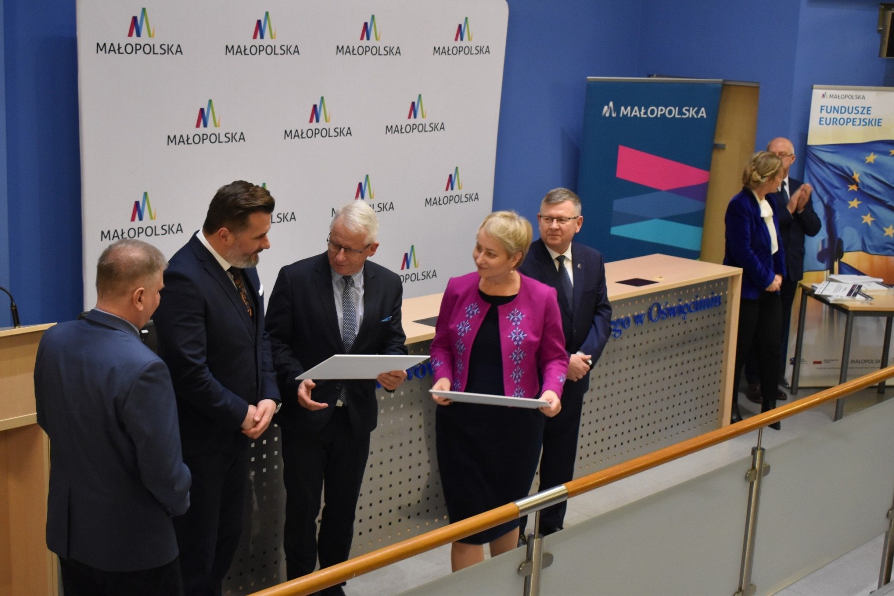 Fundusze dla szkół na sprzęt komputerowy i zajęcia pozalekcyjne