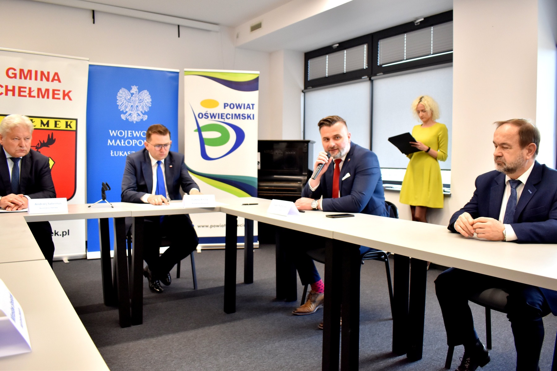 Samorządy oczekują większego wsparcia inwestycji z OSPR