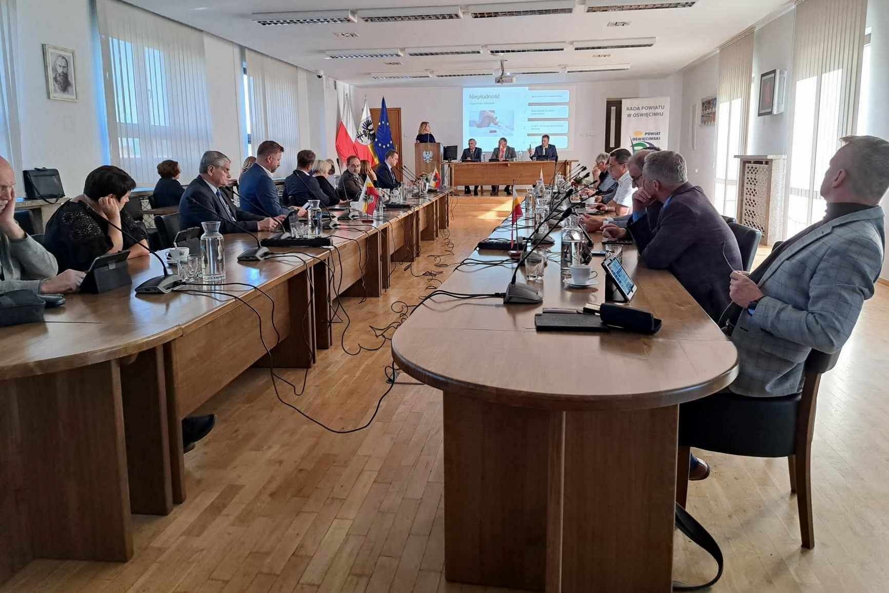 Powiatowy program leczenia niepłodności przyjęty