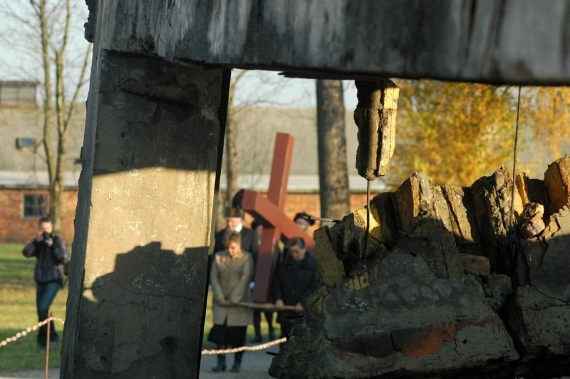 Droga Krzyżowa w intencji ofiar obozów