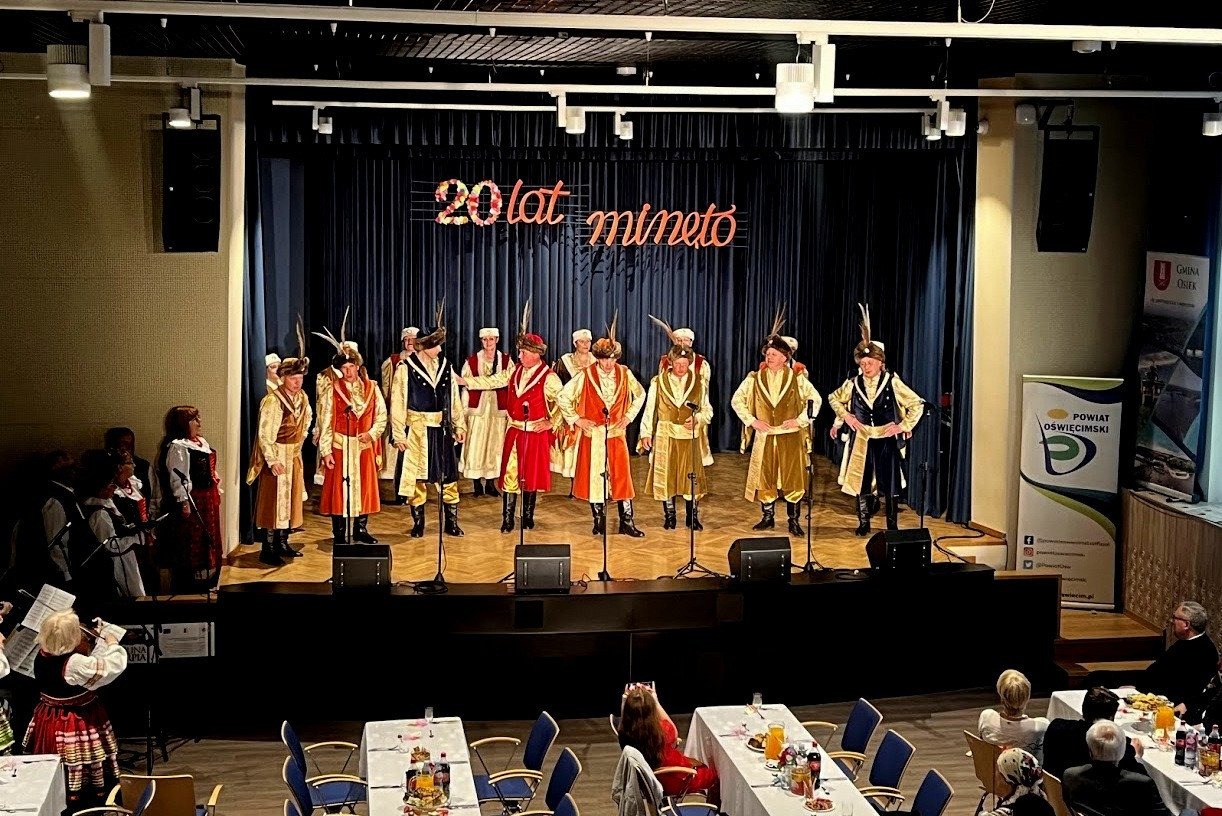 Wierni tradycji. Dwie dekady zespołu „Kotlina”