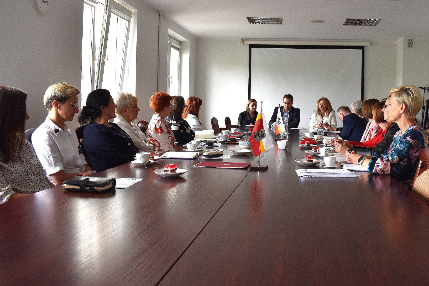 Spotkanie władz Powiatu z dyrektorami szkół