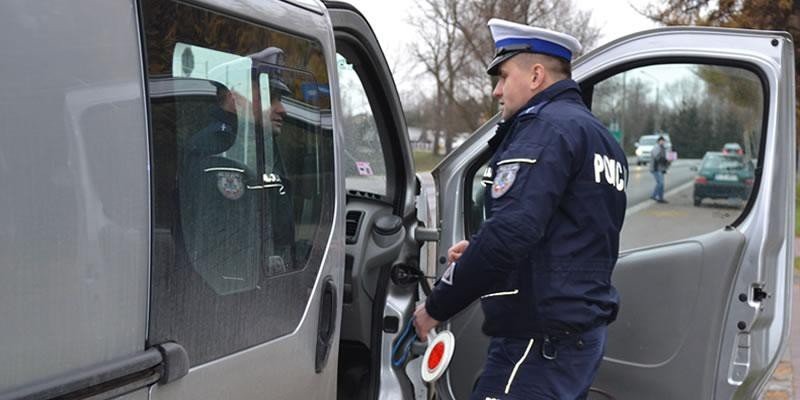 Powiat - "nie wylewali za kołnierz". Rekordzista miał prawie 4 promile