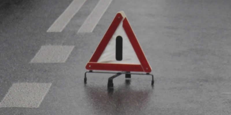 Osiek - młody kierowca dachował na ulicy Głównej. AKTUALIZACJA