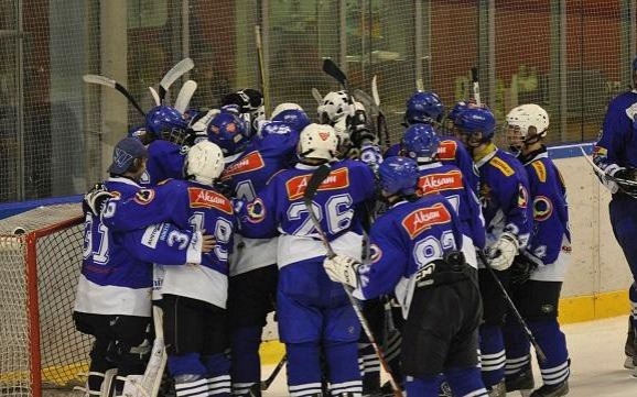 Zwycięstwo Juniorów UKH Unia !!!