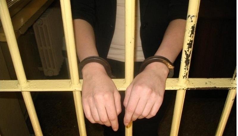 Policjanci zatrzymali córkę podejrzaną o znęcanie nad matką