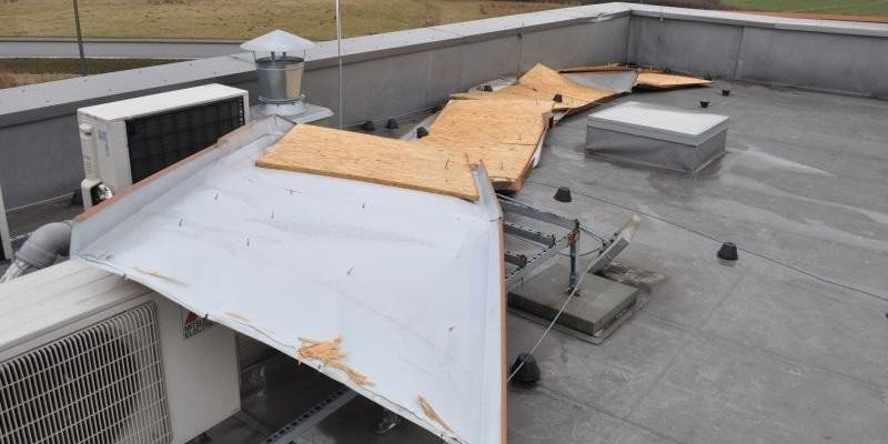 Wichura uszkodziła Centrum Obsługi Turystów w Brzezince