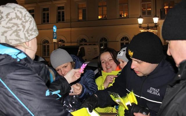 Oświęcim - odblaskowe gadżety rozdane