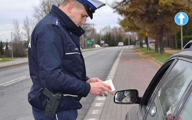 Powiat - plaga nietrzeźwych kierowców na drogach powiatu