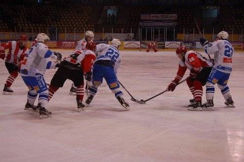 HOKEJ NA LODZIE. Los wziął, to co dał...