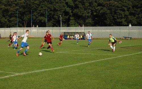 PIŁKA NOŻNA. Kto zostanie mistrzem jesieni?