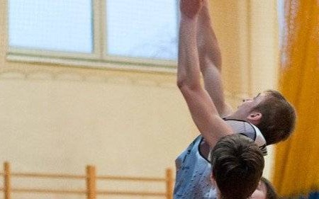 KOSZYKÓWKA. Porażki pod Wawelem