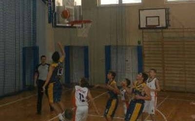 KOSZYKÓWKA. Oświęcimskie derby w małopolskiej lidze!