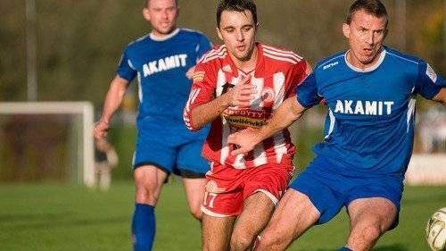 PIŁKA NOŻNA. Szlagier dla solarzy