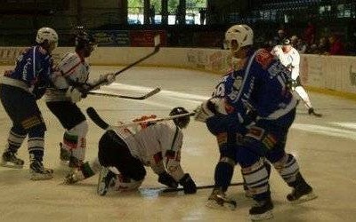 HOKEJ NA LODZIE. Zaczynamy w Tychach