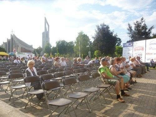OŚWIĘCIM. Tydzień z folklorem, tańcem i skoczną muzyką