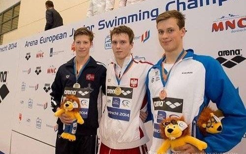 PŁYWANIE. Grad medali! Świetna Janiczek i Wojdak. Znakomite sztafety