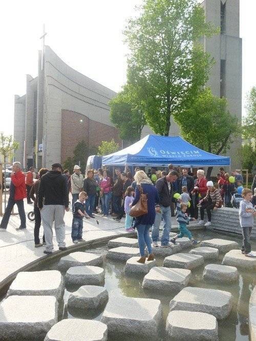 OŚWIĘCIM. Most Duchów będzie, koszmarna kładka jest