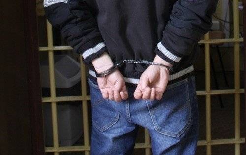 CHEŁMEK. Uszkodzone trzy samochody i ławki. Tak 19-latek świętował zdany egzamin