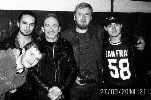 KĘTY. Marek Piekarczyk gratuluje chłopakom z Oświęcimia