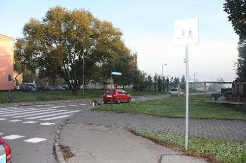 OŚWIĘCIM. Samochód potrącił rowerzystkę