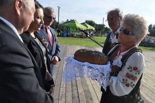 BRZEZINKA. Szacunek dla chleba, dziękczynienie za plony