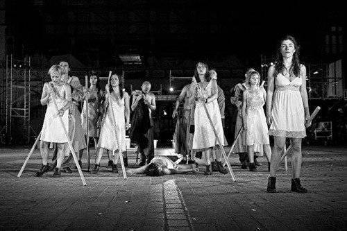 OŚWIĘCIM. Wernisaż oraz spektakl w ogrodach MDSM