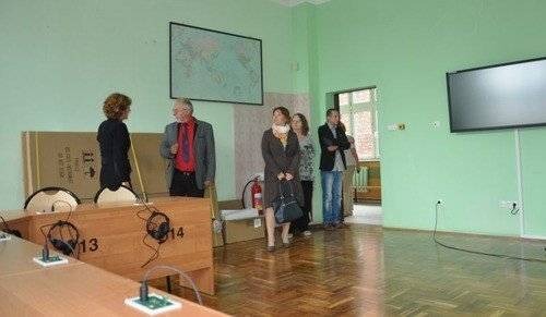 POWIAT. Multimedialny sprzęt z edukacyjnej chmury