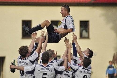 PIŁKA NOŻNA. W Oświęcimiu czekają na derby