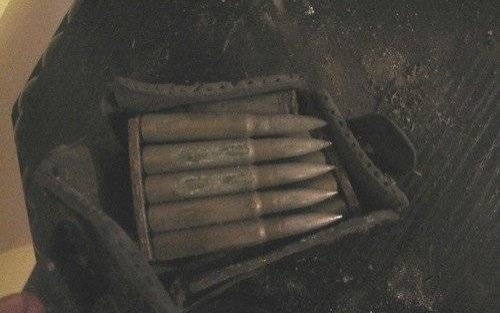 KĘTY. Pociski z czasów II wojny światowej na strychu