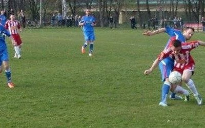 PIŁKA NOŻNA. Wymagający sparingpartnerzy solarzy