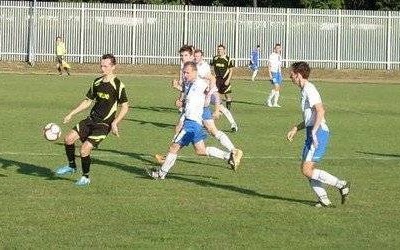 PIŁKA NOŻNA. Niwa jedzie do Krakowa. Unia walczy...