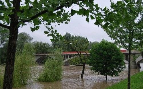 OŚWIĘCIM. Alarm przeciwpowodziowy odwołany. Trwają porządki na bulwarach