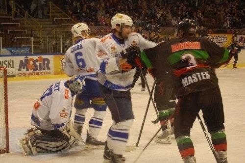 HOKEJ NA LODZIE. Wizyta u lidera