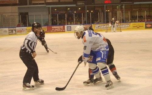 HOKEJ NA LODZIE. Nokaut w Opolu! Unia zagra w "szóstce"