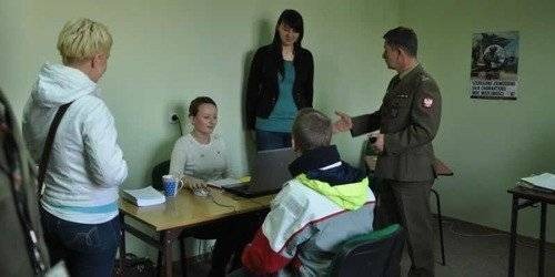 POWIAT. Przyjedź mamo na przysięgę…