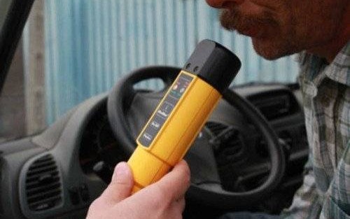 POWIAT. Piją i jeżdżą