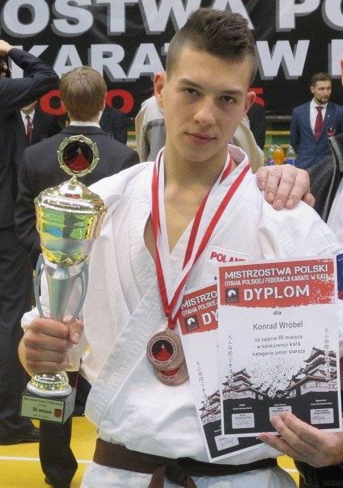 KARATE. Podwójny brąz karateki z Brzeszcz