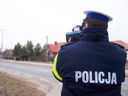 POWIAT. Kierowcy w dalszym ciągu jeżdżą za szybko. Czy to się zmieni? - ANKIETA