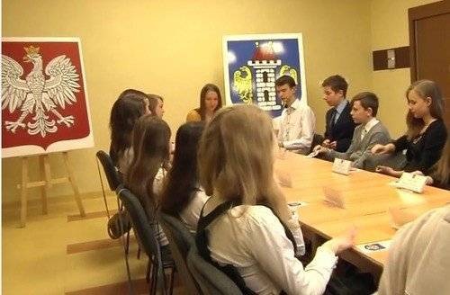 OŚWIĘCIM. Kino „za piątaka” i gra miejska