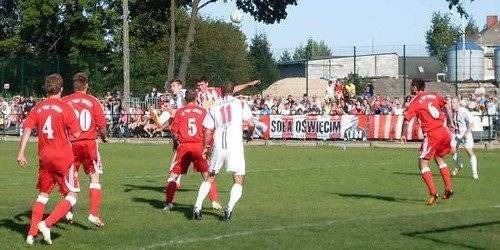 PIŁKA NOŻNA. Trudne zadanie przed oświęcimską Sołą