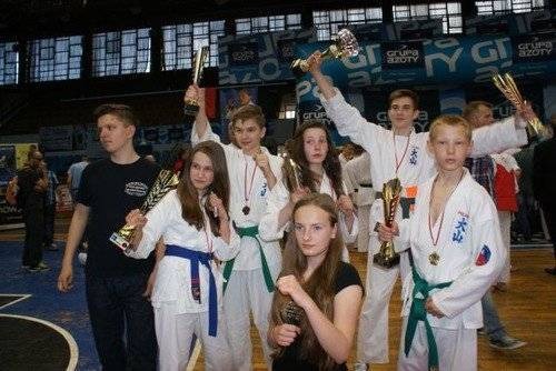 KARATE. Worek medali dla oświęcimian, czyli... zgodnie z tradycją