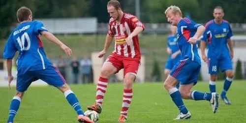 PIŁKA NOŻNA. Mocne wejście w sezon