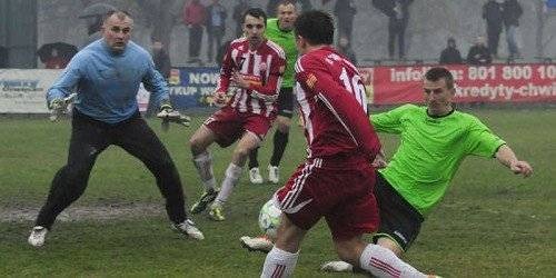 PIŁKA NOŻNA. Trzecia z rzędu wygrana solarzy! Derby dla Unii