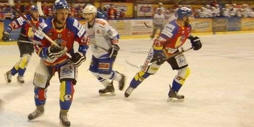 HOKEJ NA LODZIE. Jastor zdobyty! Unia blisko celu