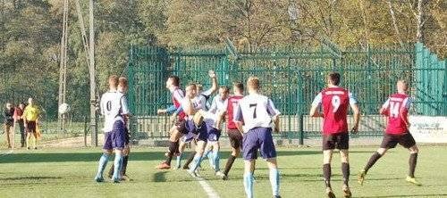 PIŁKA NOŻNA. Sobota na piłkarskich boiskach