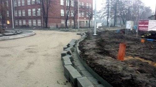 OŚWIĘCIM. Chuligani zdewastowali budowę ronda przy - ZDJĘCIA