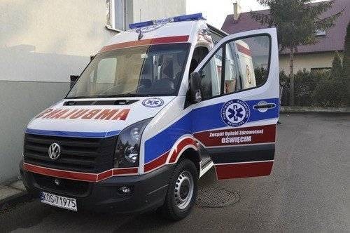 KĘTY. Mają nowy ambulans, poprzednik trafił do Brzeszcz